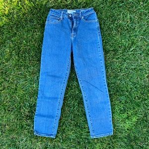 medium wash mom jeans from pacsun!